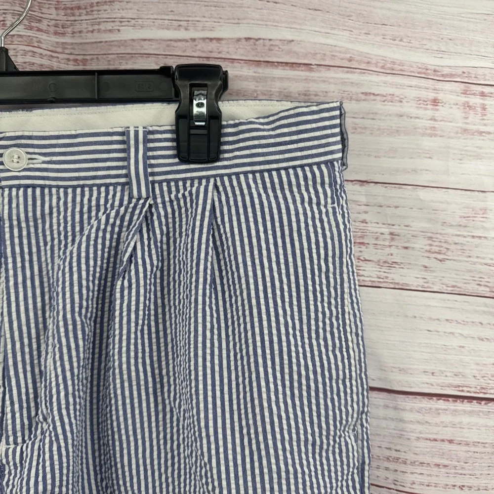 Brooks Brothers Shorts Mens Size 36 Blue White Striped Seersucker Pleated Cotton